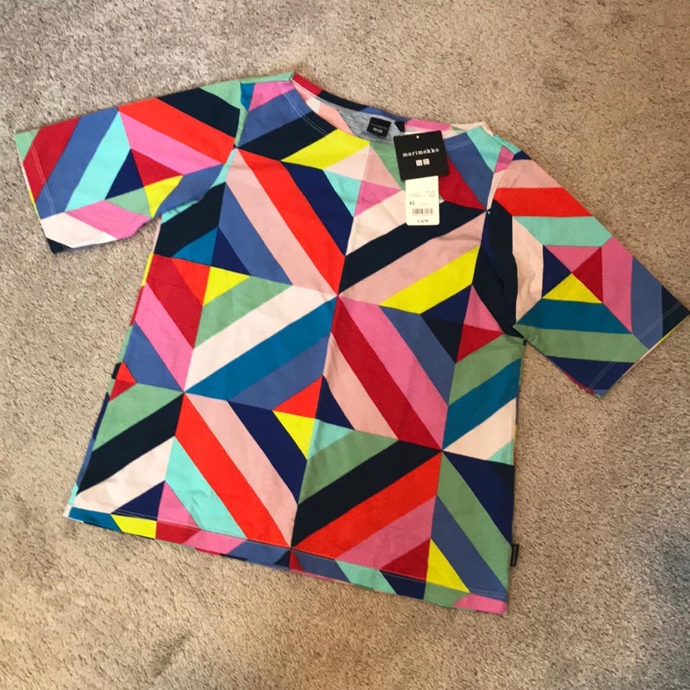 Blog graphic Marimekko for Uniqlo tee